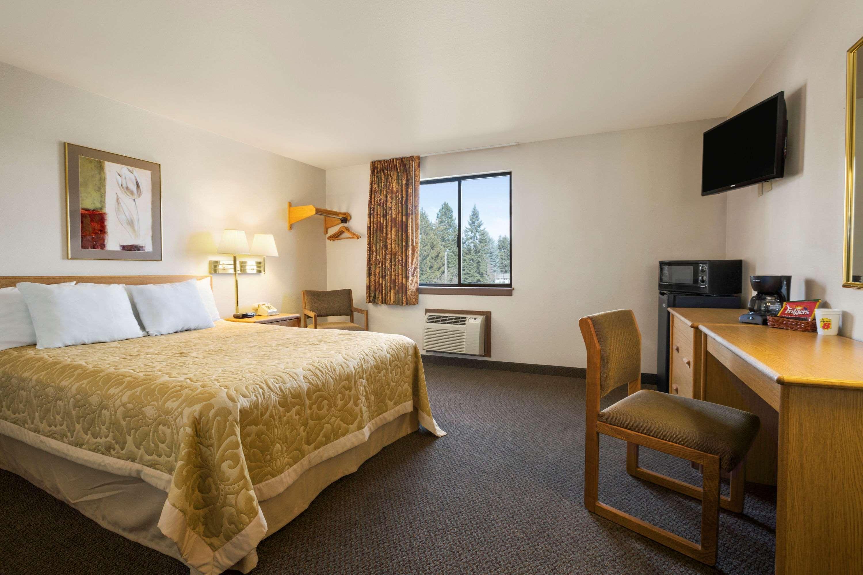 Super 8 By Wyndham Coeur D'Alene Motel Eksteriør bilde