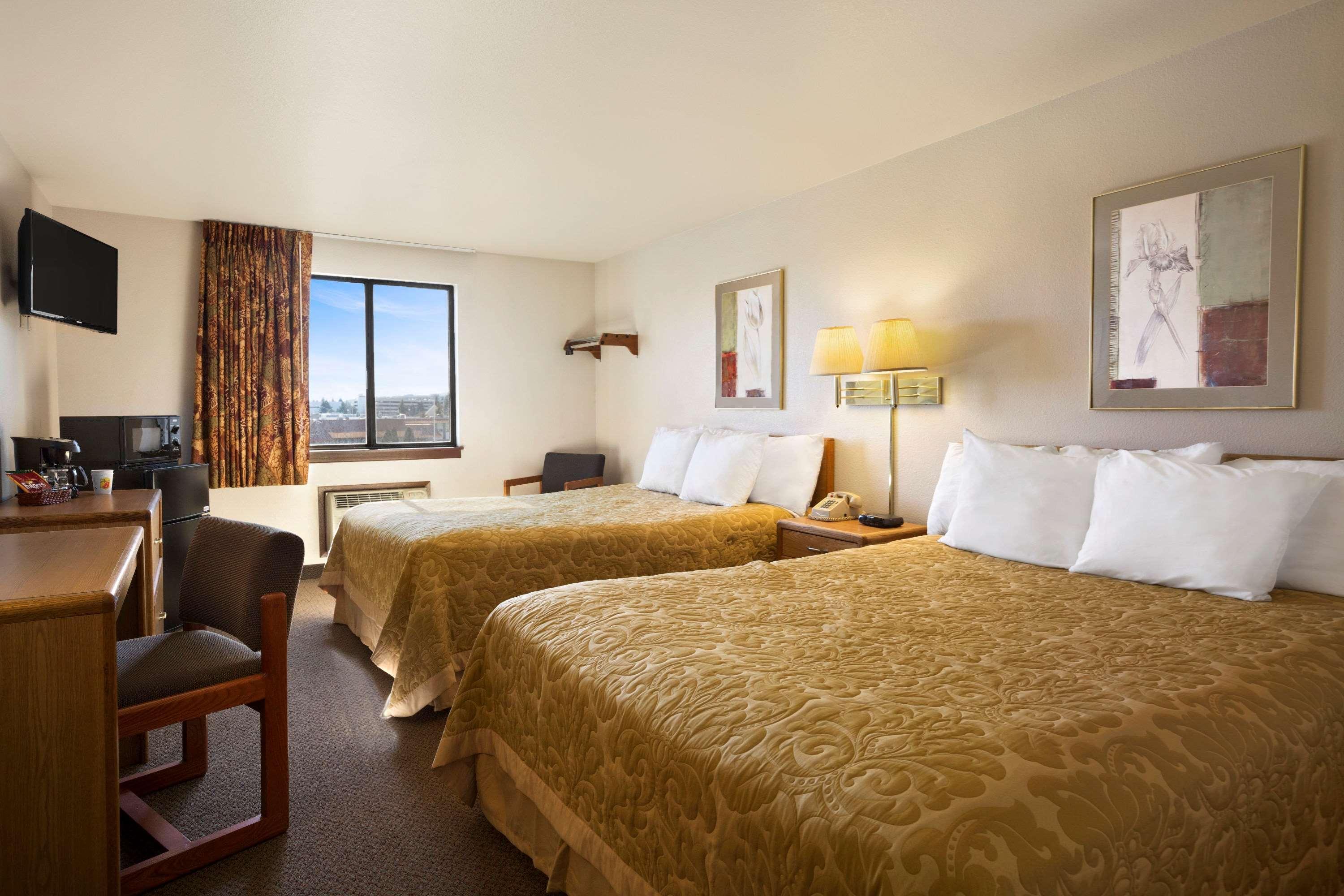 Super 8 By Wyndham Coeur D'Alene Motel Eksteriør bilde