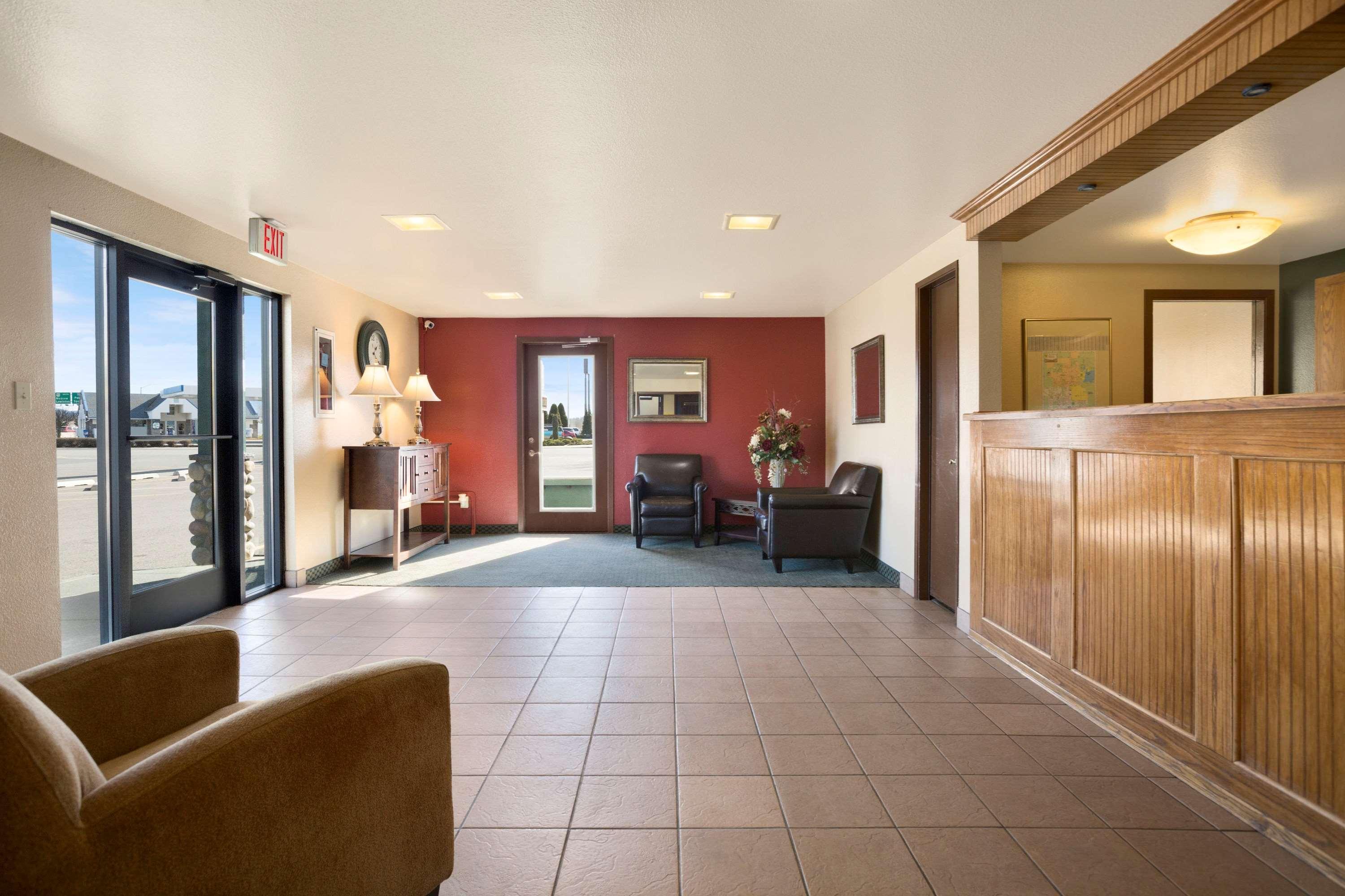 Super 8 By Wyndham Coeur D'Alene Motel Eksteriør bilde