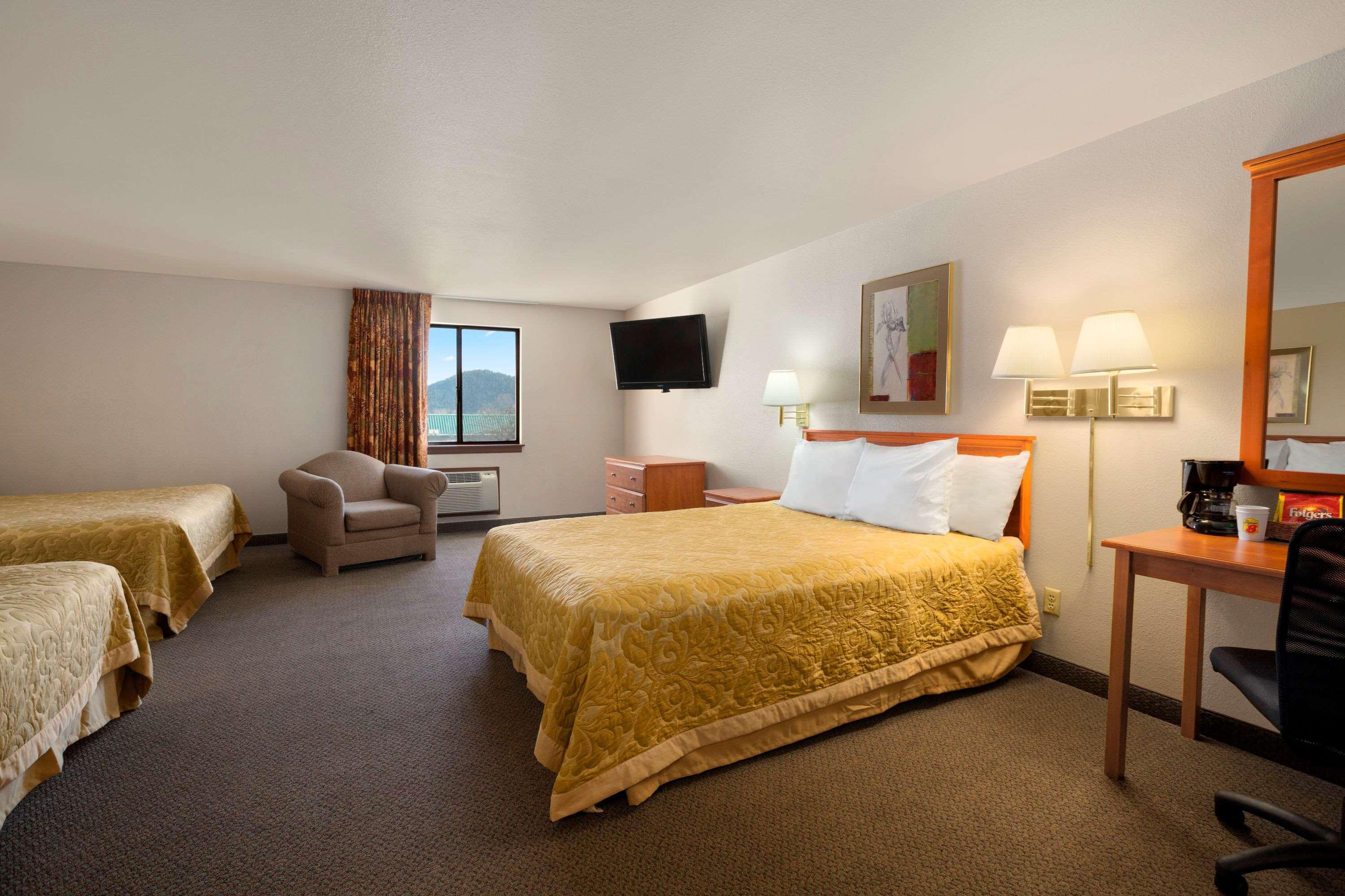 Super 8 By Wyndham Coeur D'Alene Motel Eksteriør bilde